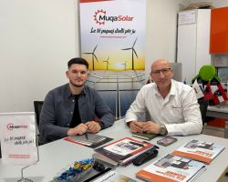 Praktikant në Muqa Solar 
